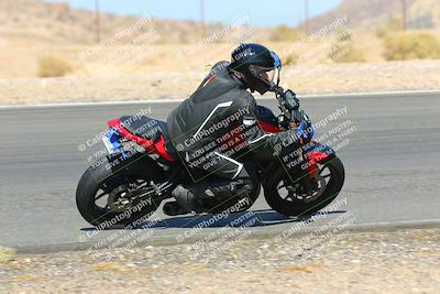 media/Oct-16-2022-TrackXperience (Sun) [[236a00b5b6]]/Group 1/session 4 turn 2/